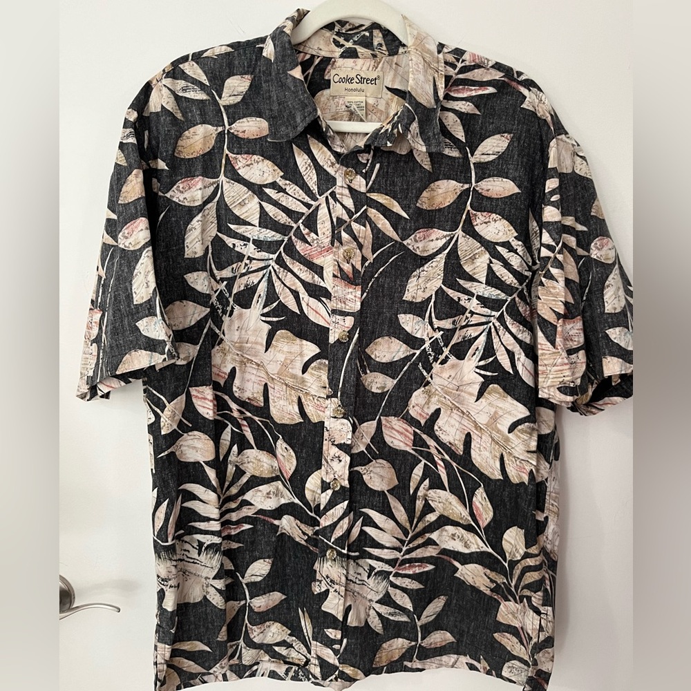 Cooke Street Honolulu Hawaiian shirt size large